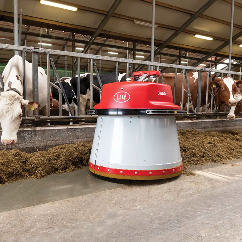 Automatic feed pusher. Courtesy of Lely Juno.