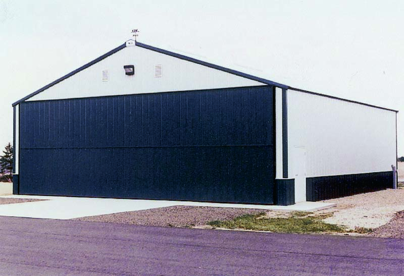 Bob Henry has been a pilot for 28 years, and has been flying around the country building airplane hangars for the last decade. Bob Henry photos
