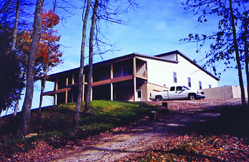 Walters Buildings got creative with this Kentucky project, which combines a personal hangar with a downstairs living quarters area. Walters Buildings photos